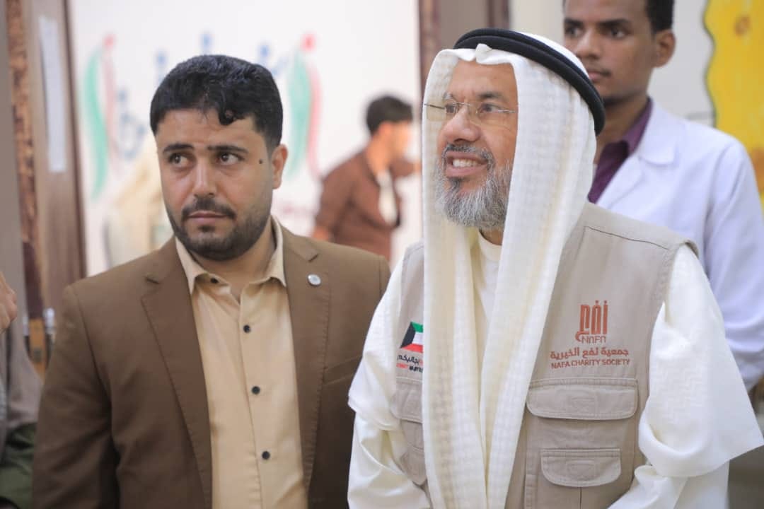 "مؤسسة حطين تدشن مشروع توزيع كراسي متحركة وإعانات للمعاقين حركيا في المهرة بتمويل جمعية نفع الخيرية بدولة الكويت"