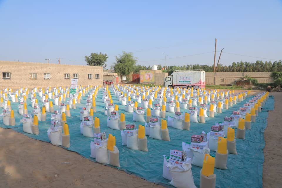 Bread distribution project to displaced persons camps